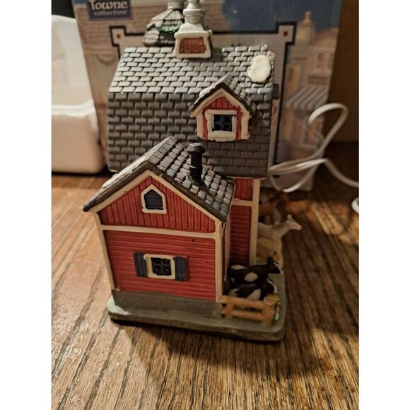 Lemax Robinson Stable Porcelain Light-Up Christmas Holiday Village Building 2008 - Picture 7 of 11